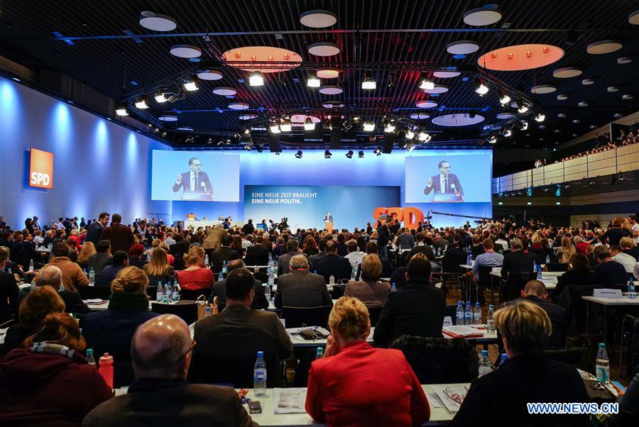 GERMANY-BONN-SPD-COALITION TALKS-SPECIAL CONGRESS