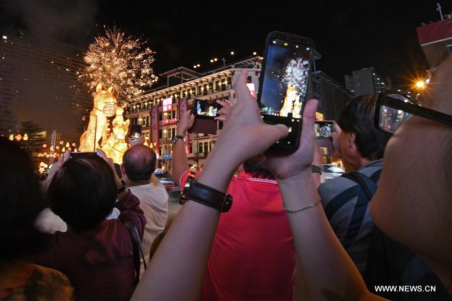 SINGAPORE-CHINATOWN-LIGHT-UP-CEREMONY