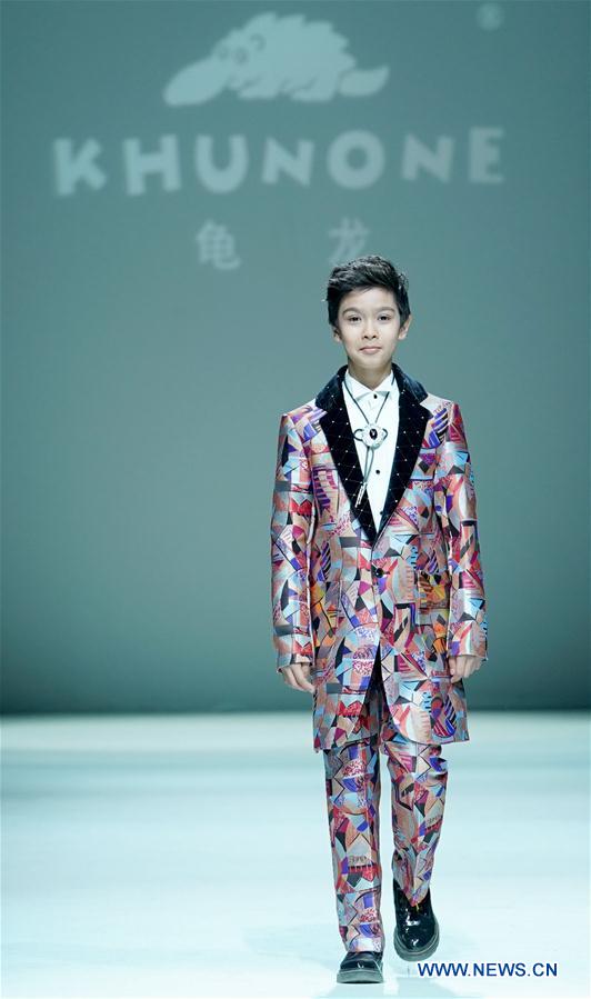 CHINA-BEIJING-FASHION WEEK (CN)