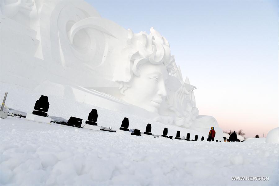 CHINA-HARBIN-SNOW SCULPTURE ART EXPO (CN)