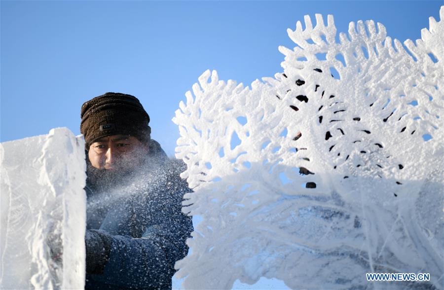 CHINA-HARBIN-ICE SCULPTURE-COMPETITION (CN)