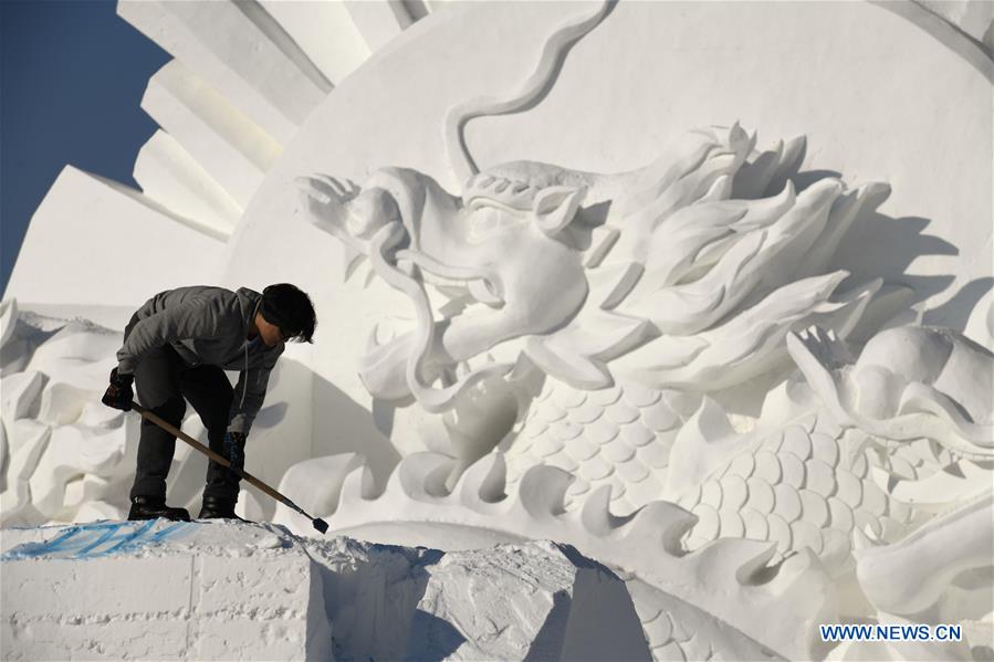 CHINA-HEILONGJIANG-HARBIN-SNOW SCULPTURE-COMPETITION (CN)