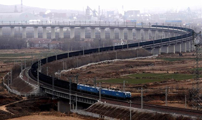 Over 7,000 heavy-haul freight train trips made on Watang-Rizhao Railway in 2018